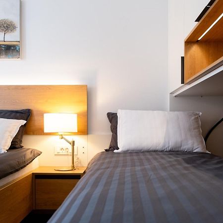Masarykova Residence - Modern 1-Bedroom In City Center & Free Parking Ljubljana Bagian luar foto