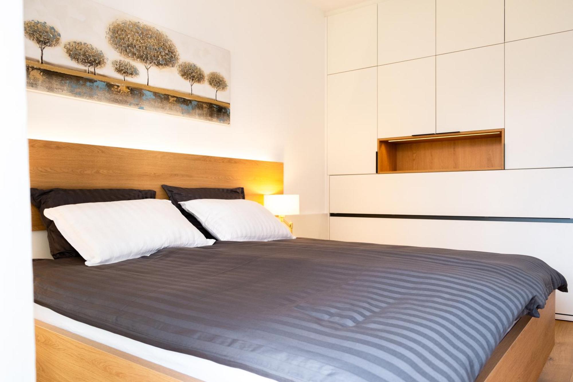 Masarykova Residence - Modern 1-Bedroom In City Center & Free Parking Ljubljana Bagian luar foto